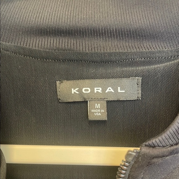 Koral YOGA black Patterned Jacket size M - Picture 2 of 5